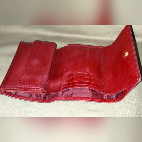 VINTAGE BURBERRY WALLET ~GREAT CONDITION~ AUTHENTIC ~LOTS OF PLACES TO PUT STUFF - Picture 6 of 13